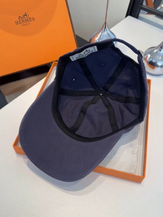 ?HERMES baseball cap